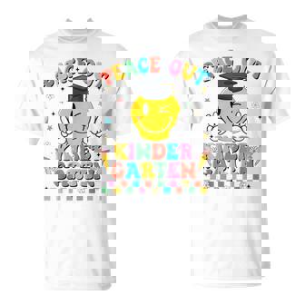 Peace Out Kindergarten Graduation Last Day Teachers Boys Gir T-Shirt - Thegiftio UK