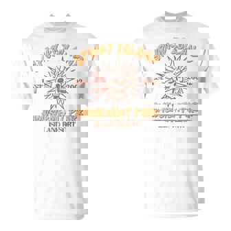 Spooky Island Retro Halloween Skull 90S Halloween Summerween T-Shirt | Mazezy
