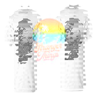 ストレンジャー・シングス サーファーボーイ ピザ デモゴルゴン カリ レトロ 80年代 Tシャツ - Kawaiitshirt