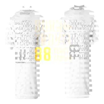 米寿祝い 旅行好き 父 母 男性 女性 88歳 レトロ おしゃれ 文字デザイン Born To Travel 長袖tシャツ Tシャツ - Kawaiitshirt