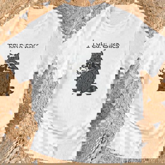 T-shirt « J'ai Besoin De Collations » Avec Un Raton Laveur