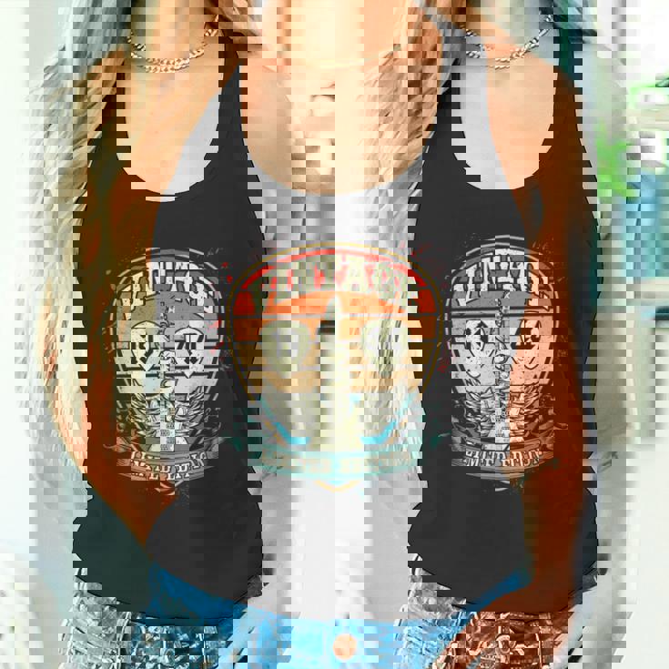 81 歳のギフト ヴィンテージ 1944 年生まれ レトロ 81 歳の誕生日 タンクトップ