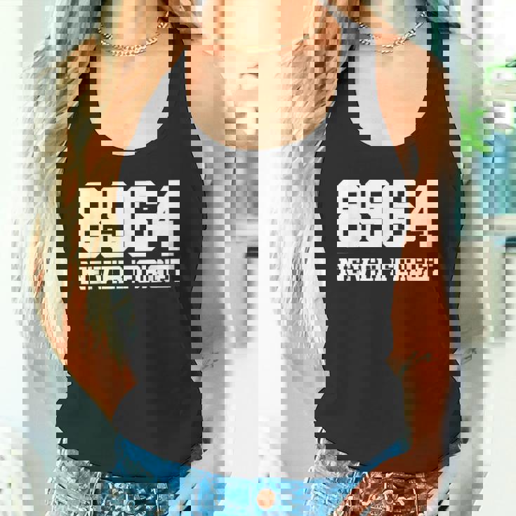 ホワイト 8964 Never Forgetelf-Defense タンクトップ