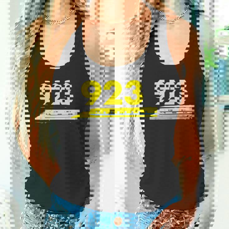 923形ドクターイエローT4 イラスト923テキスト タンクトップ