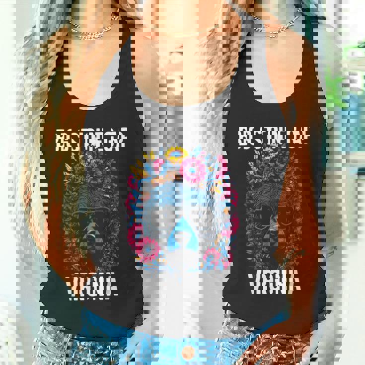 Bigtone Gap バージニア Usa クマと花のデザイン タンクトップ