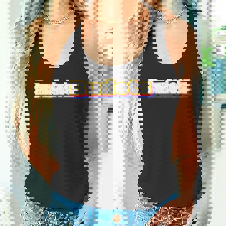 Budots エレクトロニックダンス フィリピン ソーシャルメディア ダバオ市 タンクトップ