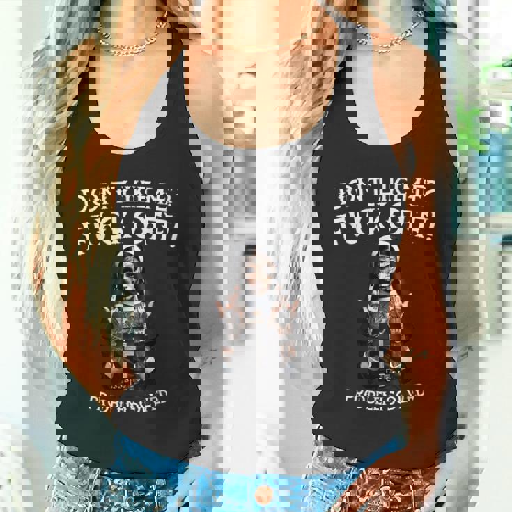 Fearless Nun Rebellion Intyle タンクトップ