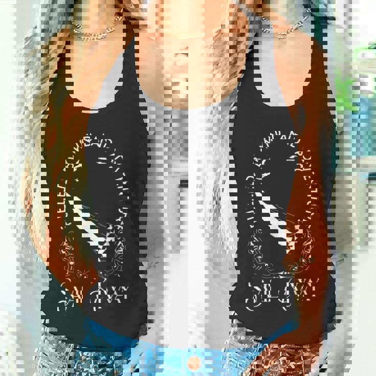 Fueled By Wind And Adventure カタマランセーリング タンクトップ