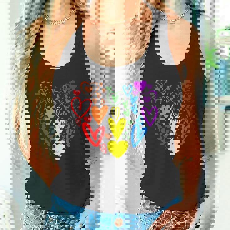 Lgbtq レインボーフラッグハート Lgbtqia バレンタインデー プライドムーン タンクトップ