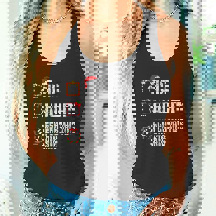 Nice Naughty Depends Who's Asking クリスマスリスト サンタ クリスマス タンクトップ