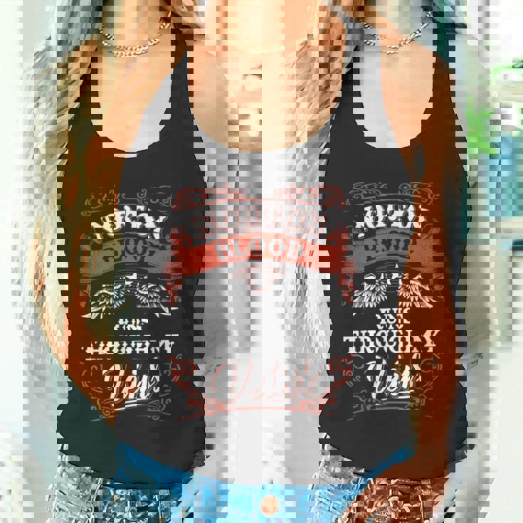 Norton Blood Run Through Myeins Family Christmas タンクトップ