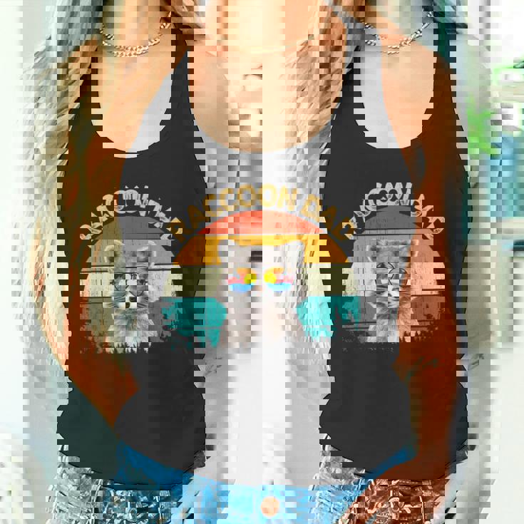 Vintage Retro Wild Animalummerunglass Common Raccoon Dad タンクトップ