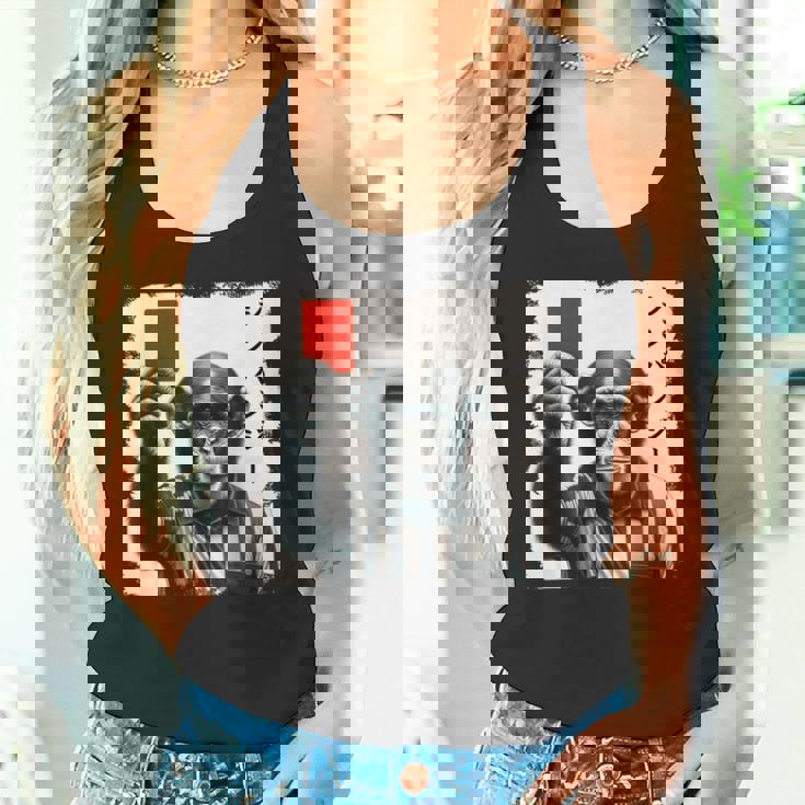 「シンパンジー」審判 シンパン チンパンジー レッドカード 猿 サル スポーツ サッカー 日本語 カタカナ かっこいい タンクトップ