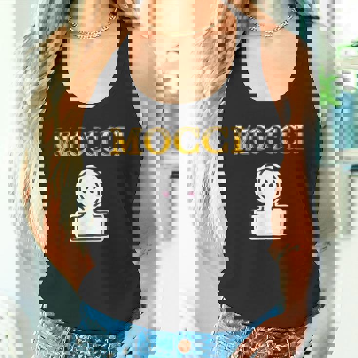 おもち Mocci 餅『おやつ ポップ』ブランド ロゴ パロディ お菓子 おやつ 面白い かわいい タンクトップ