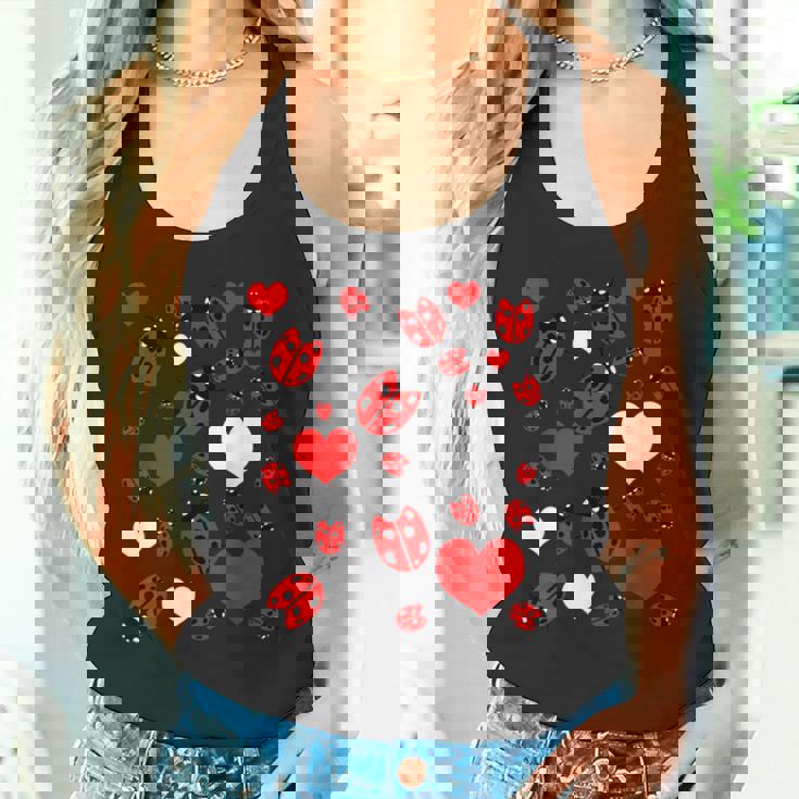 かわいいてんとう虫とハートのてんとう虫柄 タンクトップ