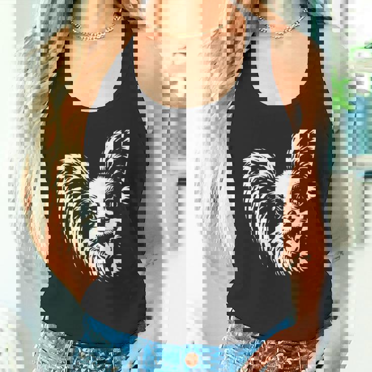 かわいい覗くパピヨン犬のグラフィック デザイン タンクトップ