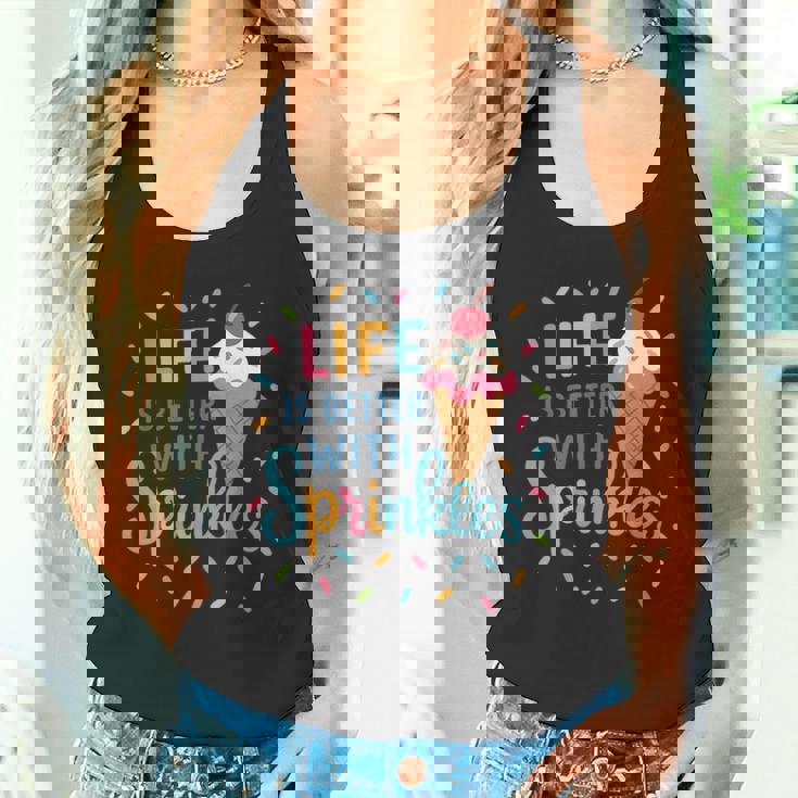 アイスクリーム好きのアイスクリームスクワッド おそろいの家族旅行 タンクトップ