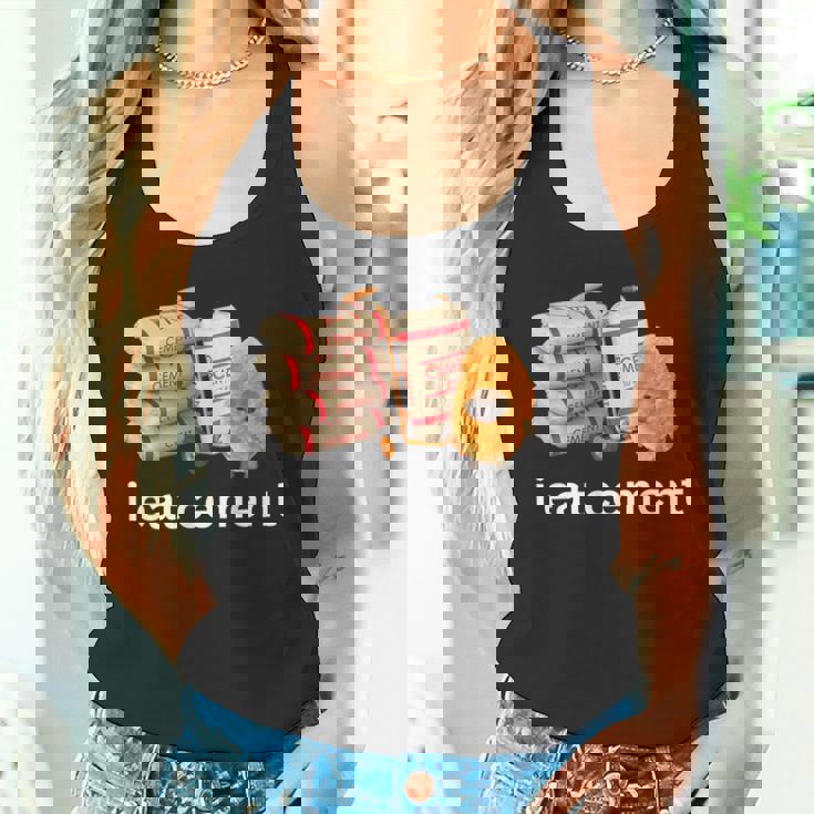 アイ・イート・セメント・ファニー・カーズ・クライング・キャット・ミーム タンクトップ