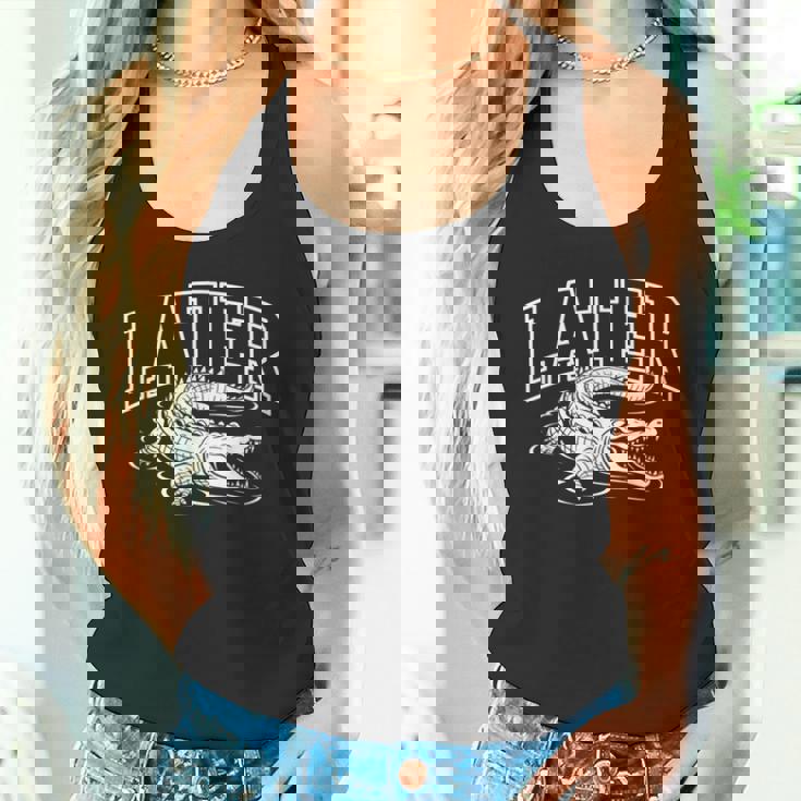 アリゲーター後で面白い皮肉なグラフィックノベルティ格言 タンクトップ