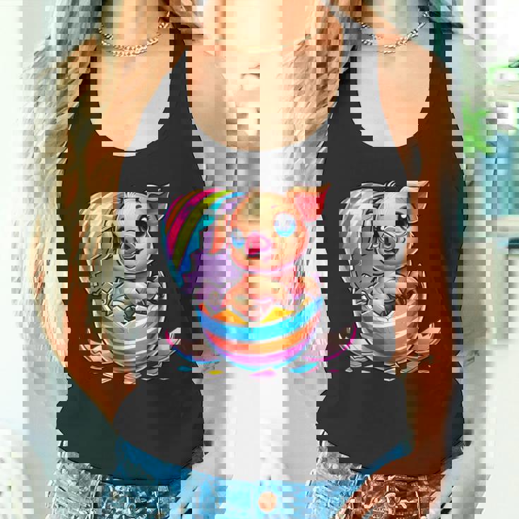 イースターエッグのかわいい赤ちゃん豚の漫画アート。 タンクトップ