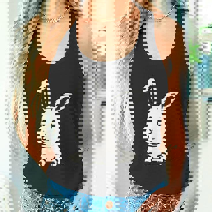 ウサギの穴から出てトラブルに巻き込まれる タンクトップ