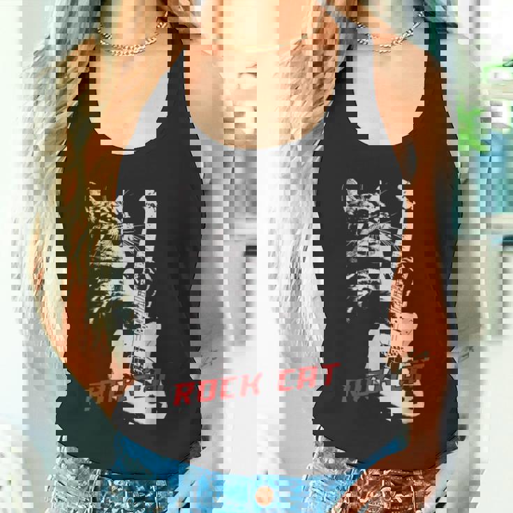 エレキギターを弾くロックキャット 面白い猫ニャーパロディショー タンクトップ