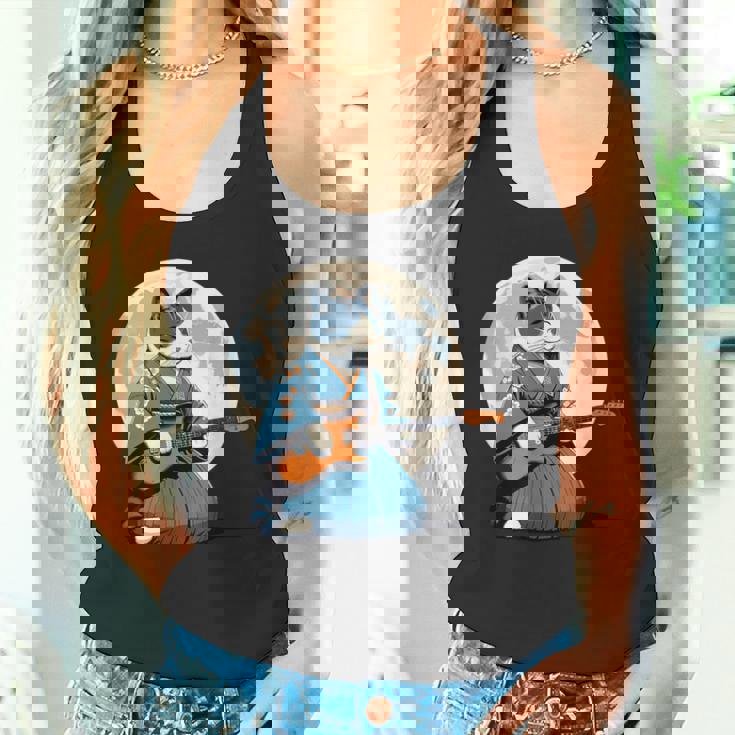 エレキギターを弾く日本猫 着物&猫ギター タンクトップ