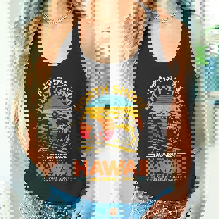 オアフ島のラニアケアビーチノースショアサーフィンハワイオアフ島 タンクトップ