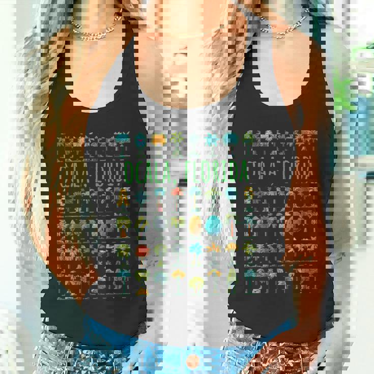 オカラフロリダ、アメリカ、ヤシの木のデザイン。 タンクトップ