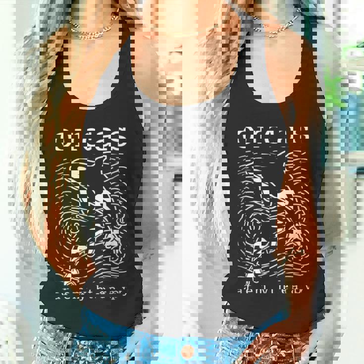 オルカのセラピー キュートなクジラ 面白い言葉 タンクトップ