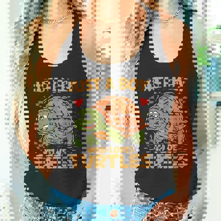 カメが大好きな少年 タンクトップ