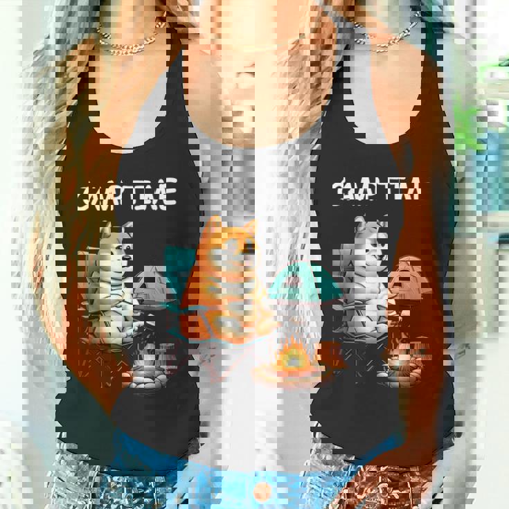 キャンプ Camp Time アウトドア 焚火 おもしろ 犬 柴犬好き 柴犬 名言 文字 面白い ふざけた ネタ タンクトップ