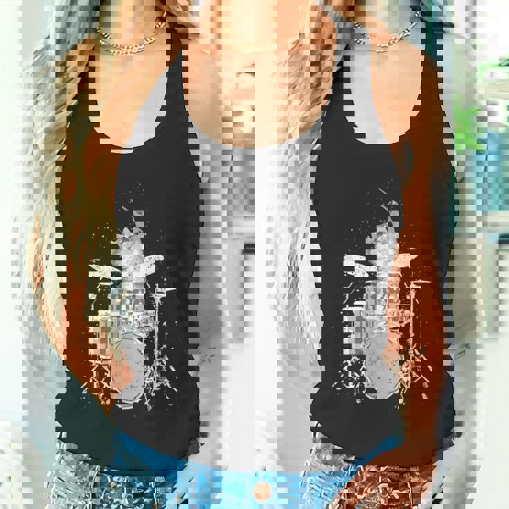 キュートで面白い猫のドラマー ドラムを弾くパンク ロックスター グラフィック タンクトップ