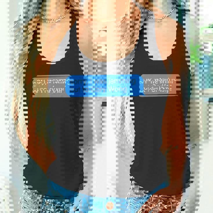 コーリー・ウォン・マーチ タンクトップ