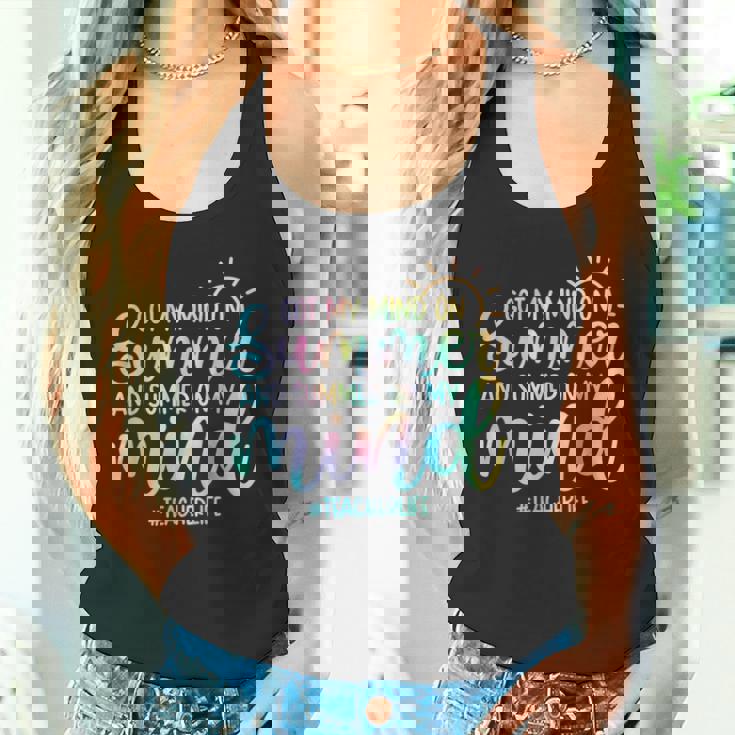 サマー・ティーチャー・ライフ・ファニー・サマー・ティーチャーに夢中 タンクトップ