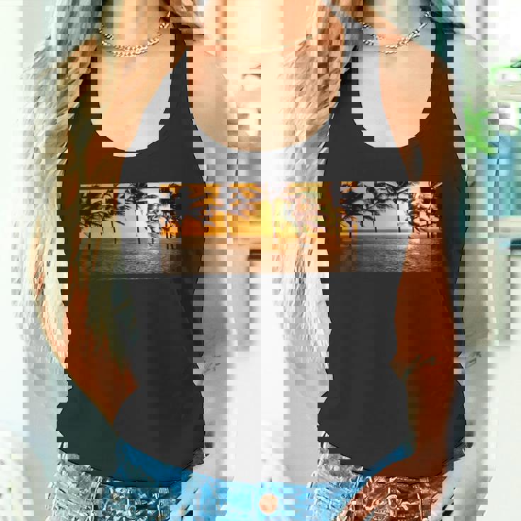 サンセット ビーチ ヤシの木 クール 海 サーフィン タンクトップ