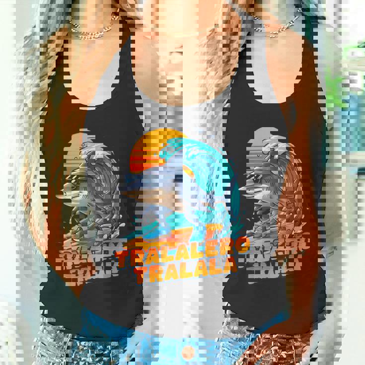 サーフィン トララレロ トラララ イタリアンブレインロットミーム タンクトップ