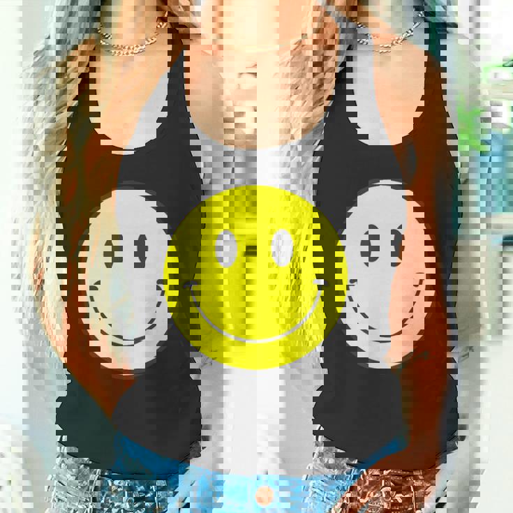 スマイル フェイス 笑顔（ベーシック）【スマイリー】ニコニコ 絵文字 黄色 ポップ かわいい イラスト タンクトップ