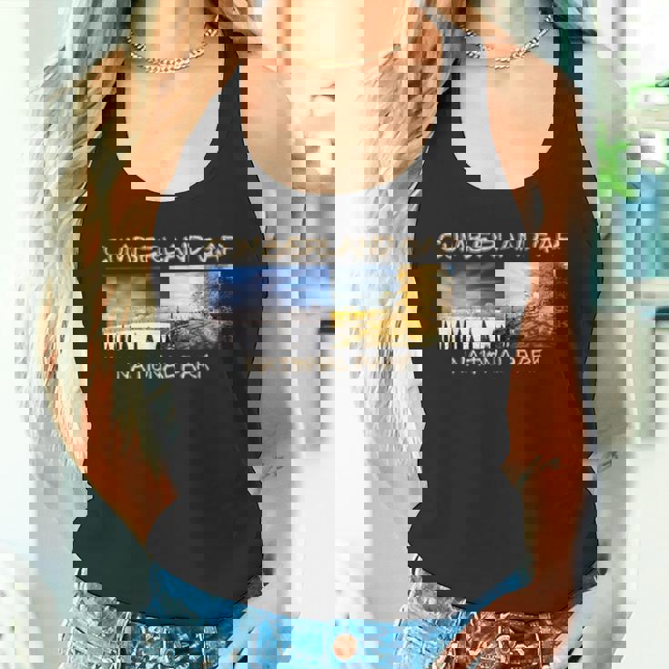 ティーポッシブル・カンバーランド・ギャップ タンクトップ