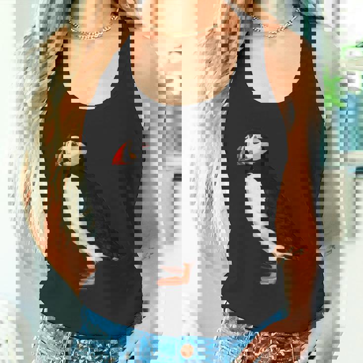 ニシツノメドリ 鳥 動物 図 バードウォッチング 贈り物 鳥類学者 生物学者 自然科学 タンクトップ