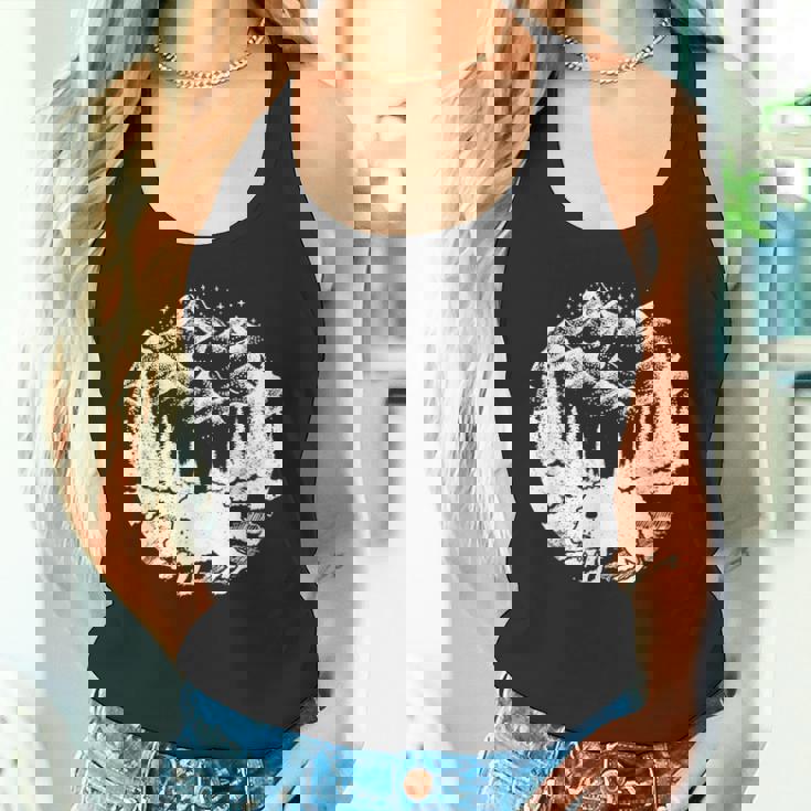 フォレストマウンテンの面白いスクオンク 星 Cryptid 内向性 タンクトップ