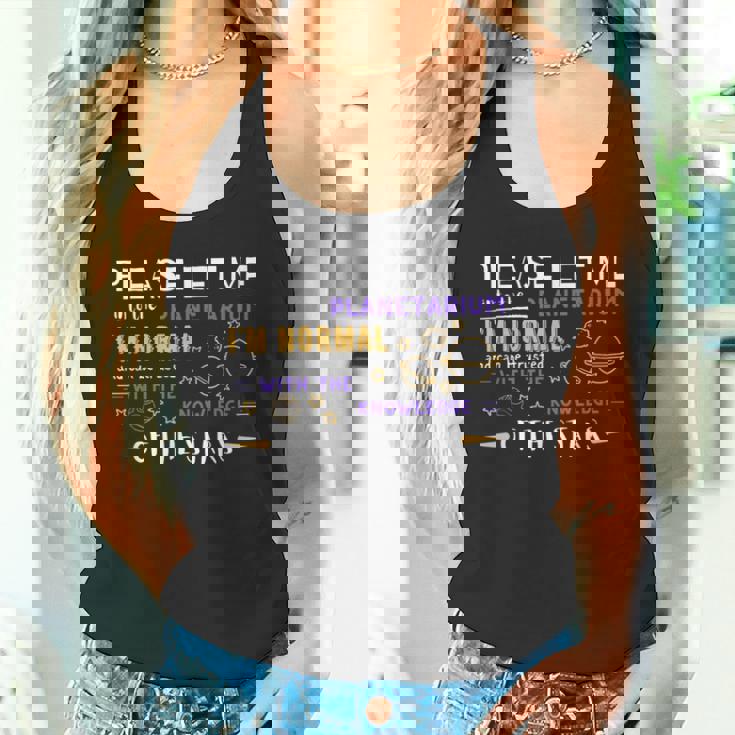 プラネタリウムに入らせてください、私は普通のミームです タンクトップ