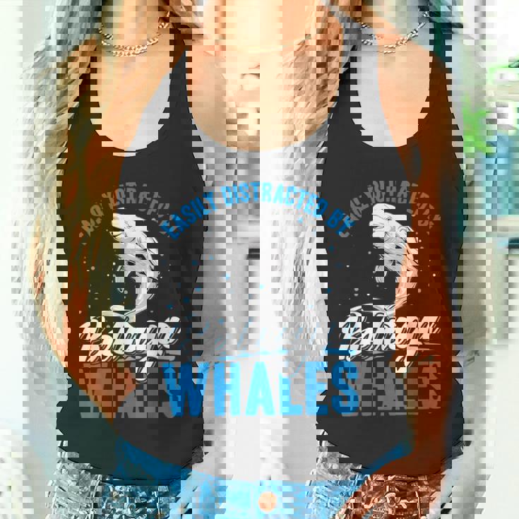 ベルーガクジラに簡単に気を取られる面白いシロイルカ動物。 タンクトップ