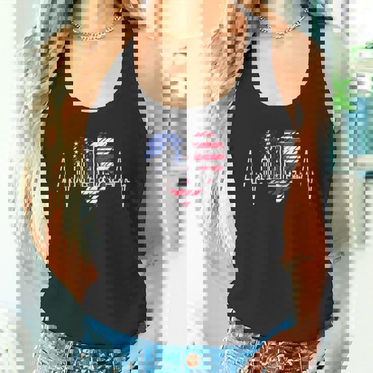 ボストン・スカイライン ハートビートusa ハートパルス I Love Boston タンクトップ