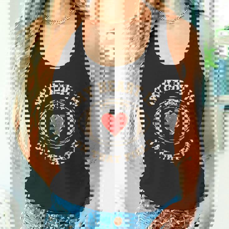 マイ・ハート・イズ・オン・ザッド・フィールド—ファニー・フットボール タンクトップ