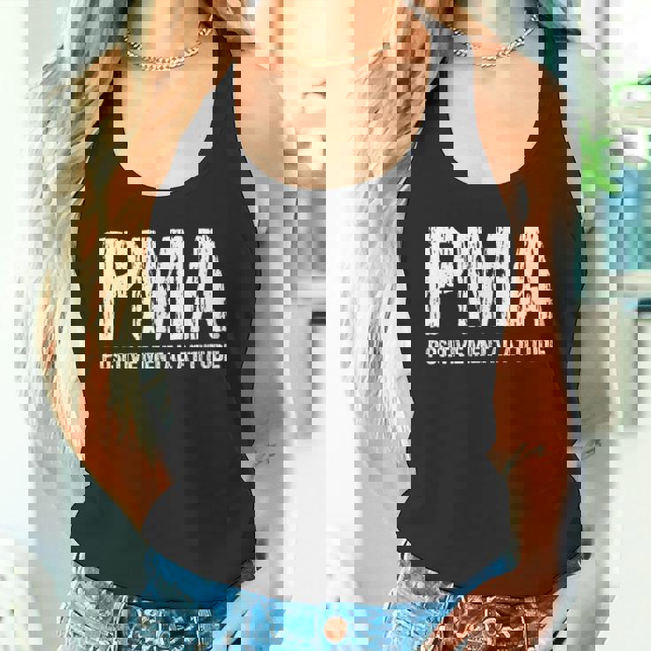 モチベーションを高めるpmaポジティブメンタルアティチュードにインスパイアされたtシャツ タンクトップ