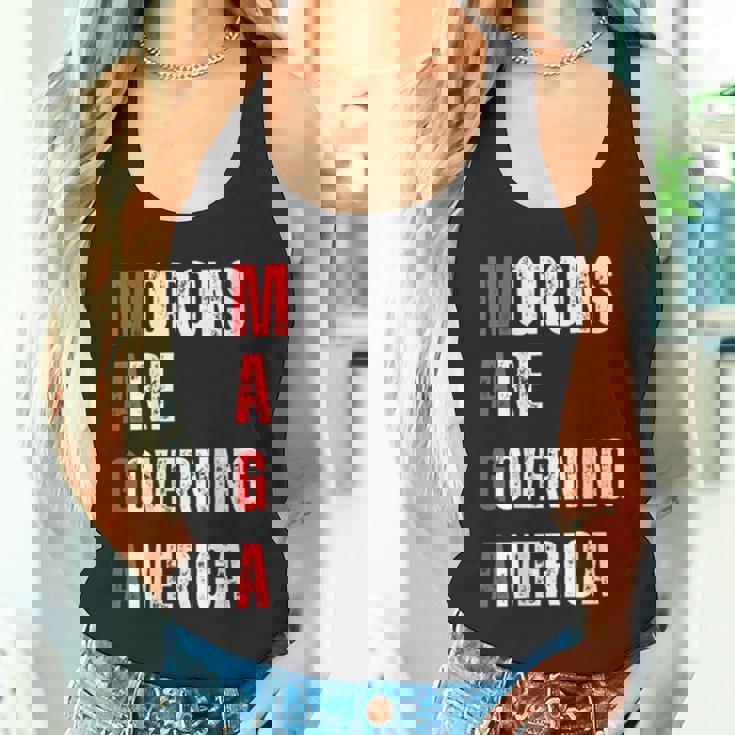 モロンはアメリカを支配している政治的ユーモアの自由のスピーチ タンクトップ