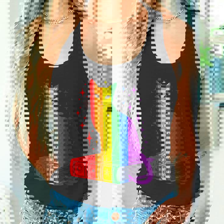 レインボー猫と本と星 Lgbt プライド タンクトップ