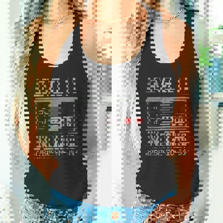 レベル 11 ロック解除 11歳の誕生日 11歳 ビデオゲーマー 男の子 タンクトップ