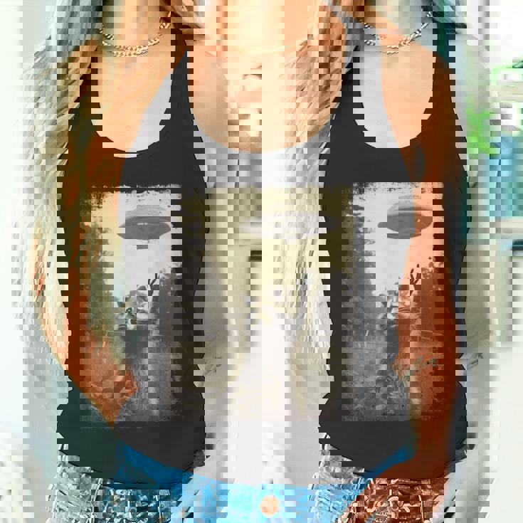 ヴィンテージ ヒップスター レトロ Hip Hop Uap ストリートウェア エイリアン 面白い Ufo ラクーン タンクトップ